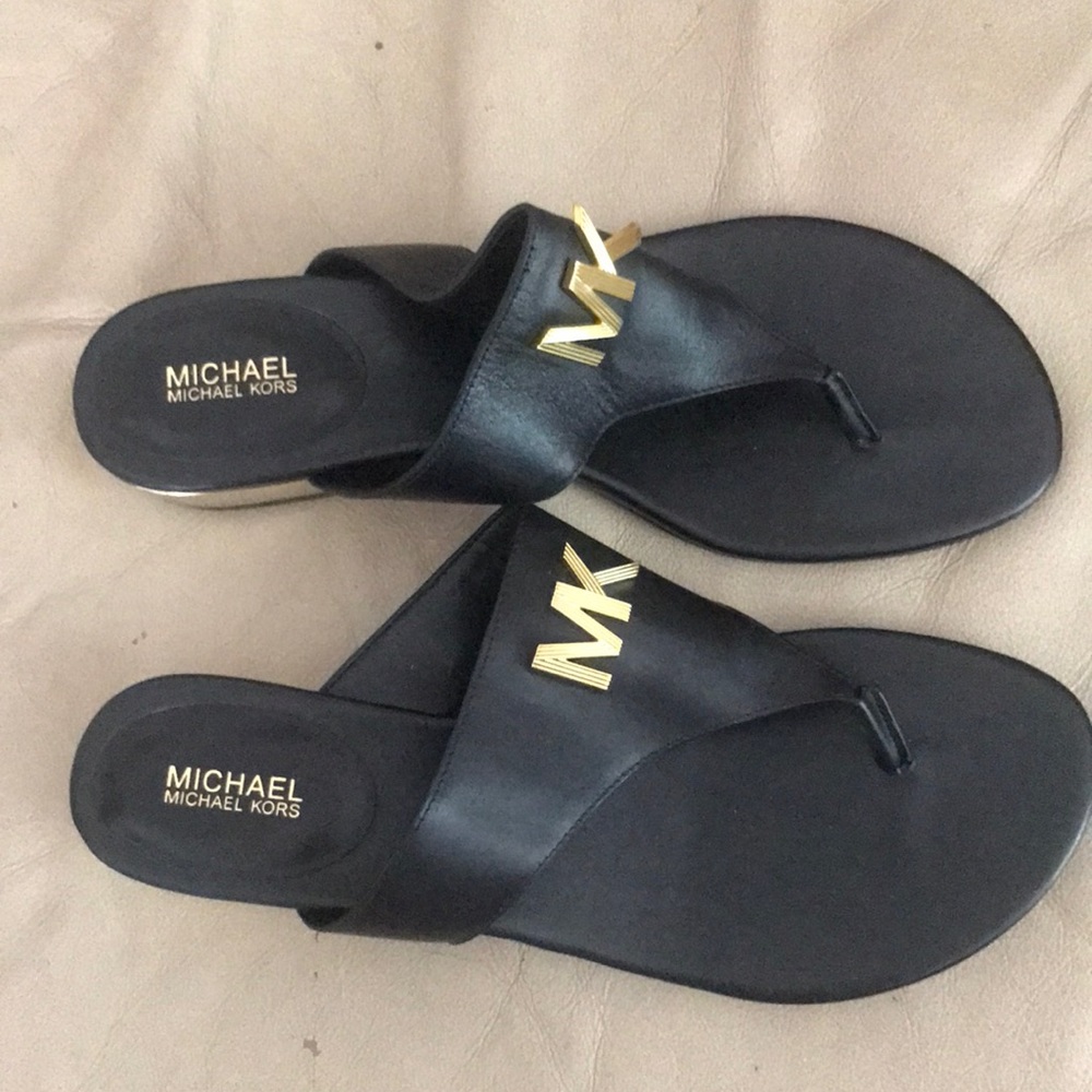 MICHAEL MICHAEL KORS Sandals Thong style 8M black